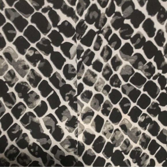 Allison TAYLOR Petite paneled animal snake print snake print lined skirt zip 14P - Picture 2 of 15